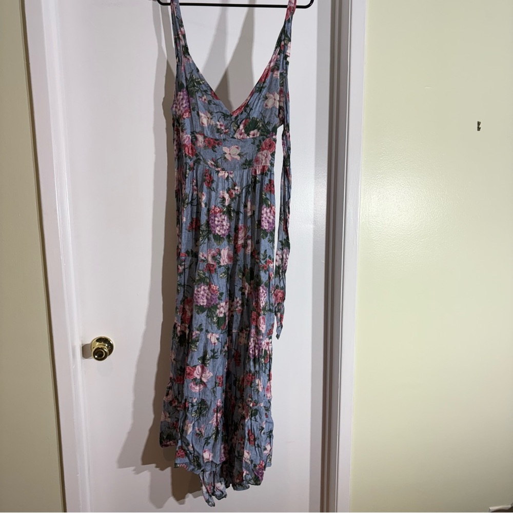 Floral Sleeveless Maxi Dress